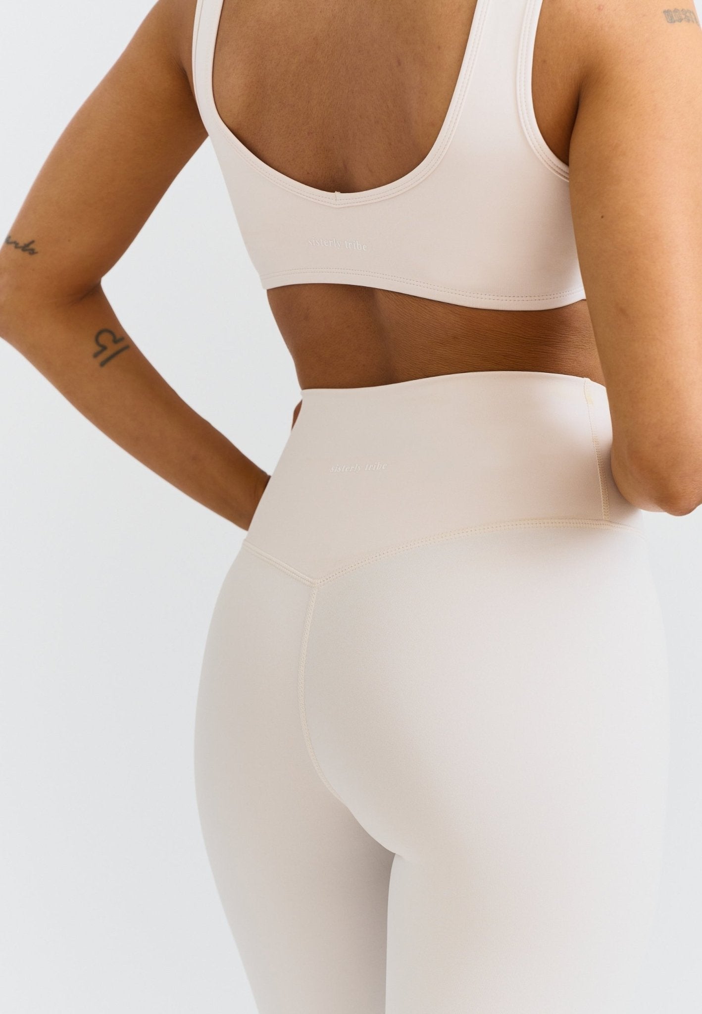 Deep V - Neck Bra - Marshmallow - tjuso