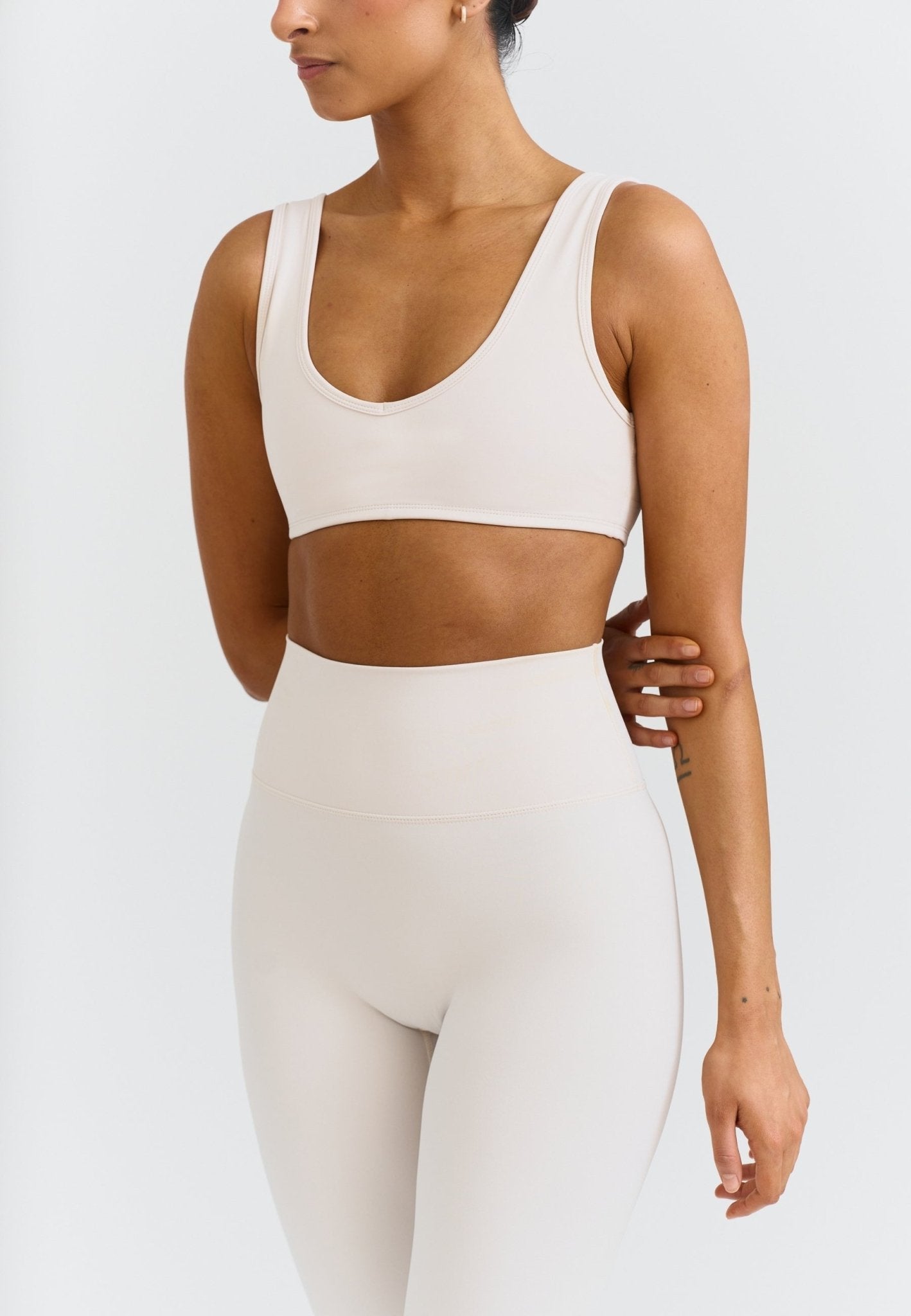 Deep V - Neck Bra - Marshmallow - tjuso