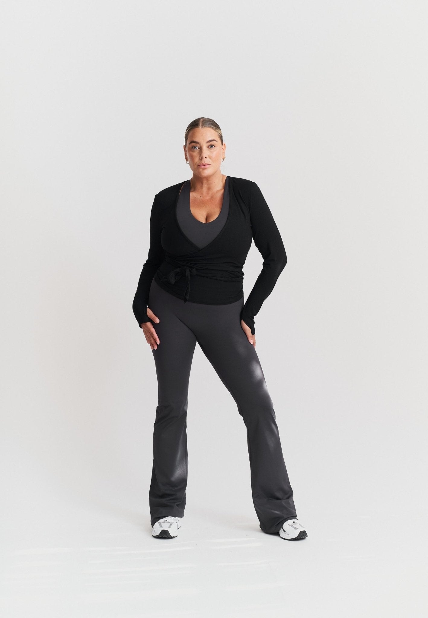 Soft Ballet Wrap Top - Black - tjuso