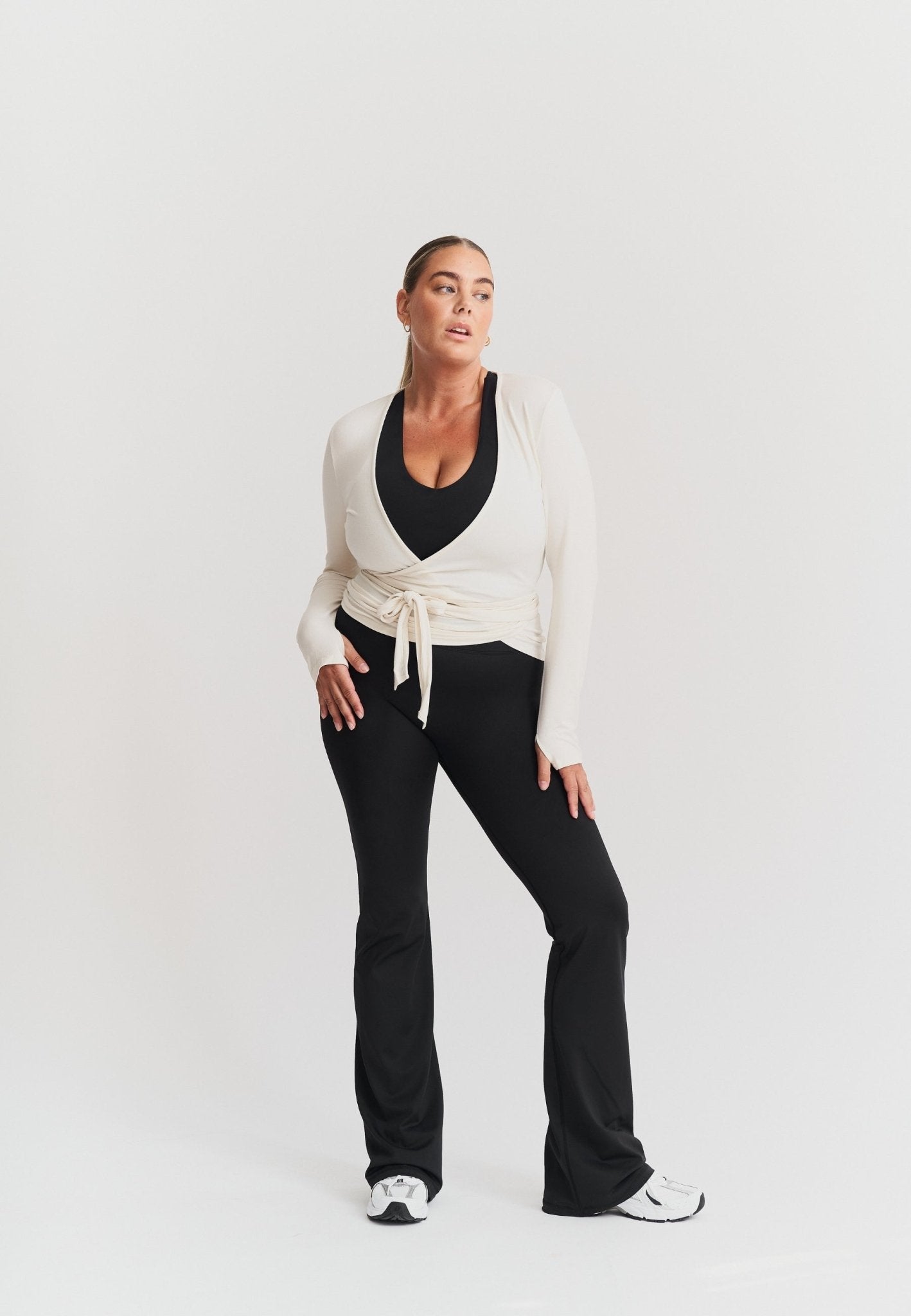Soft Ballet Wrap Top - Off White - tjuso
